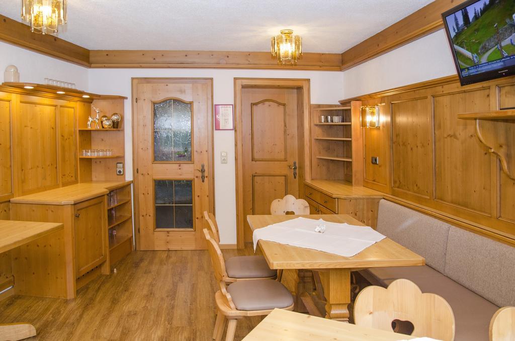 Haus Angela Hotel Kappl  Kamer foto